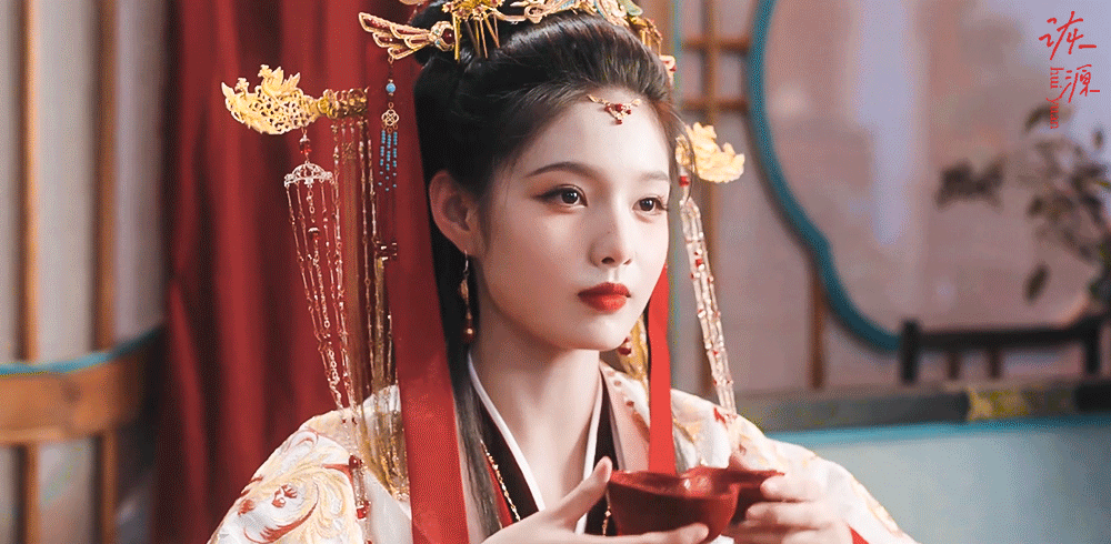 艾米 《雀骨》谢嘉鱼 / 动图▷EP04-10 白红嫁衣-喝合卺酒妹宝特别美萌哇