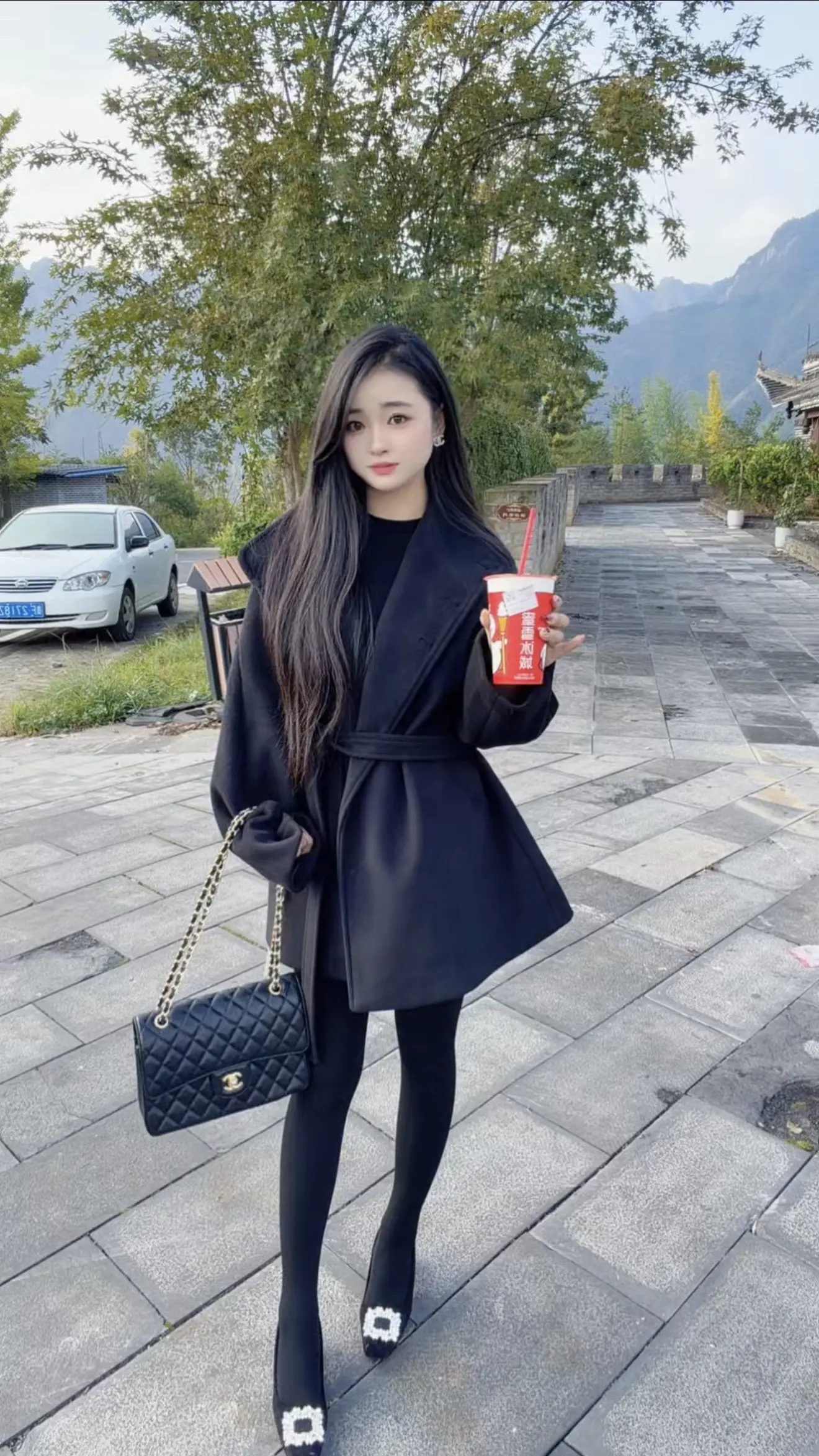 奶茶一杯快乐加倍