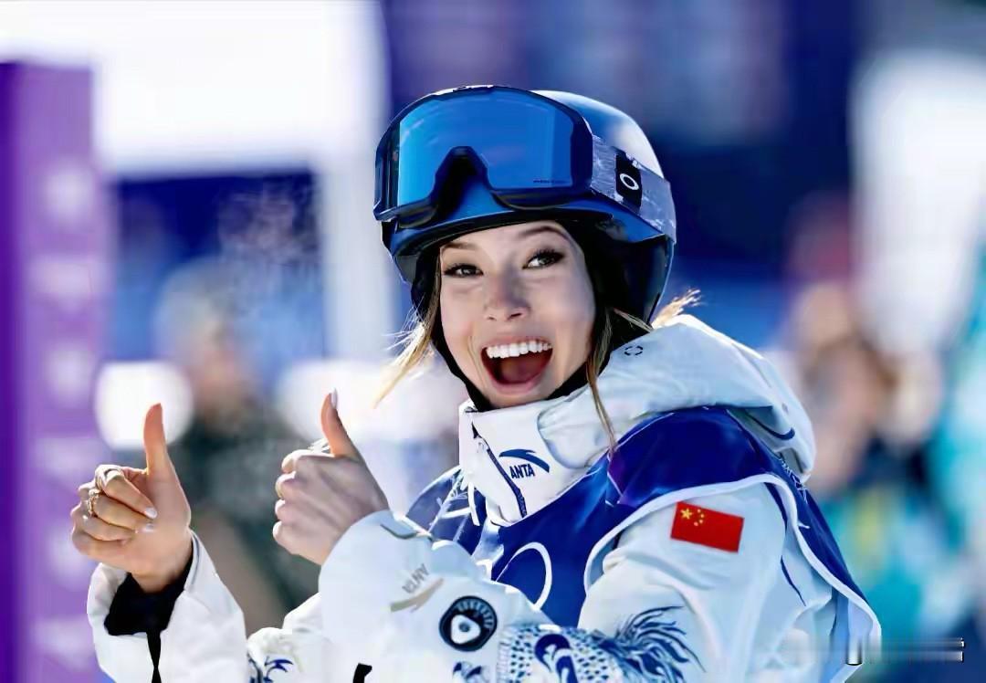 谷爱凌2003年9月3日出生于美国旧金山，父亲是美国人，母亲是中国人。由于美国实