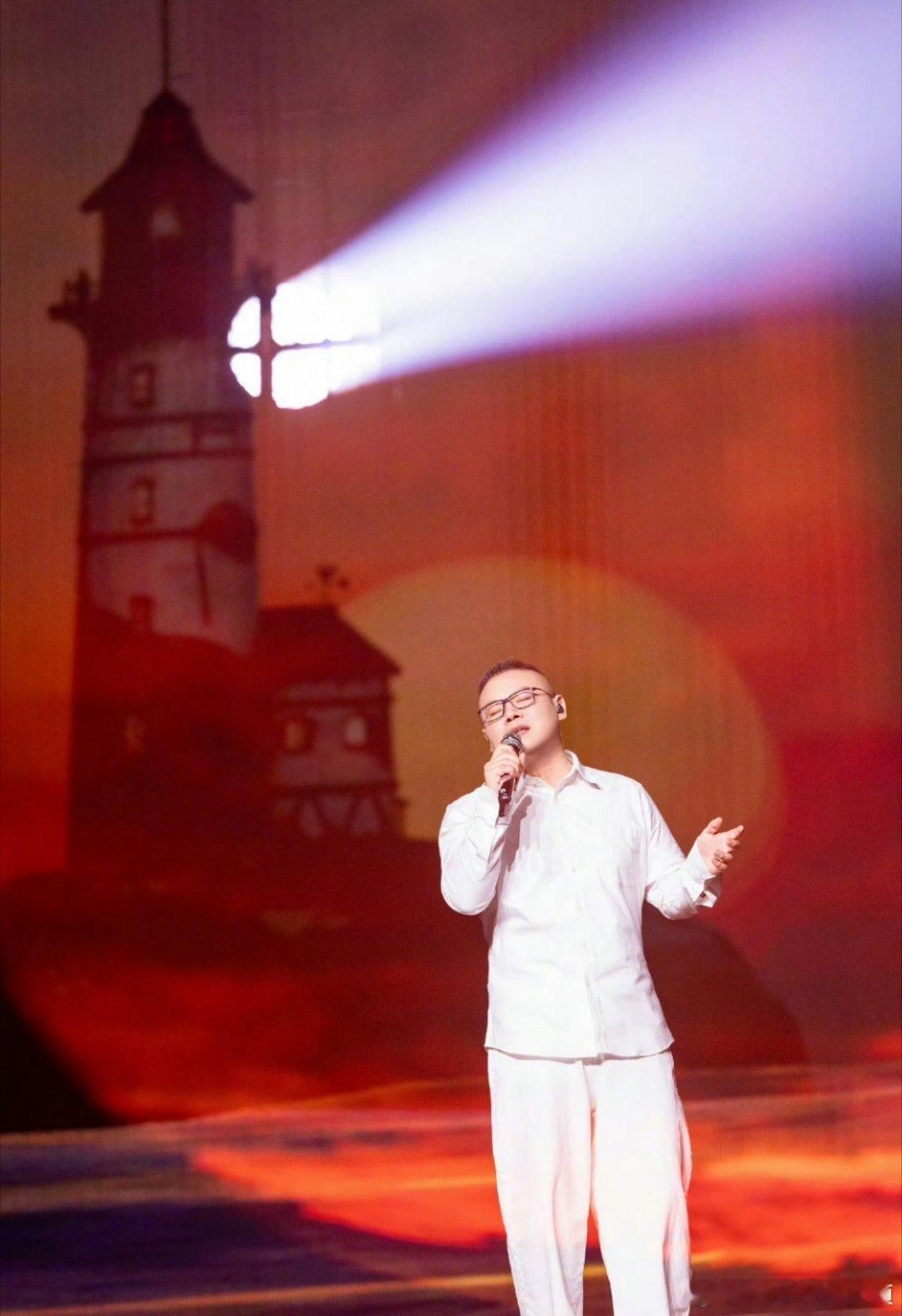 彩排除忘吉他？岳云鹏辽视春晚单口+唱歌，喜剧人搞音乐是认真的🎶 岳云鹏加盟20