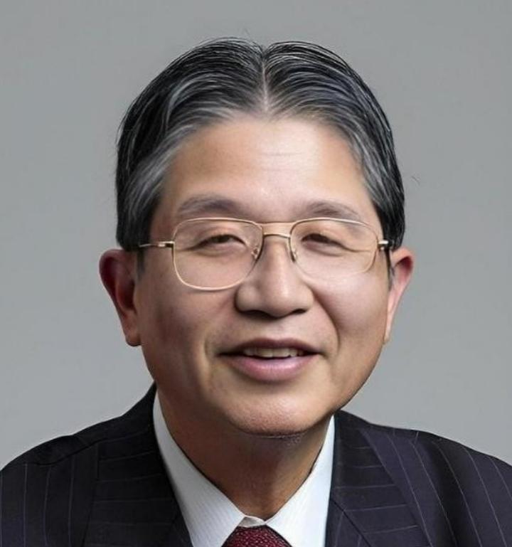 日本要气死了！日本顶尖科学家藤岛昭，竟带着他们的机密技术，连夜组团投奔中国，他还