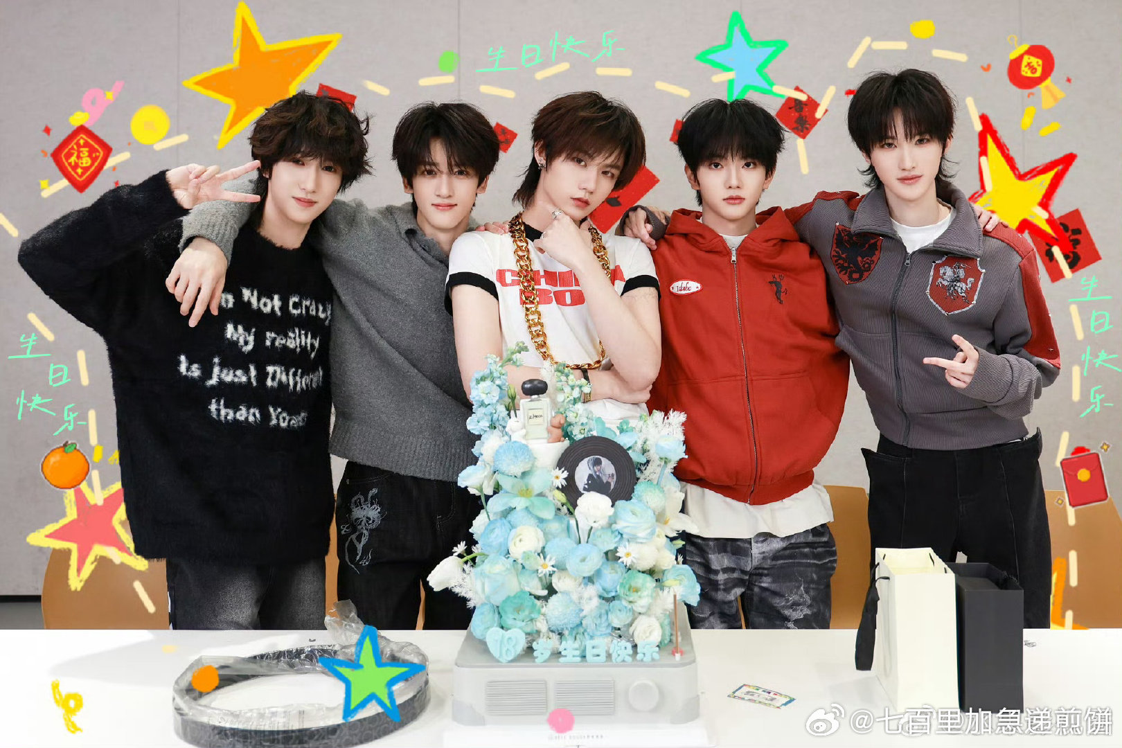 🍉TF家族运动会今年在澳门，二三四五代全员 