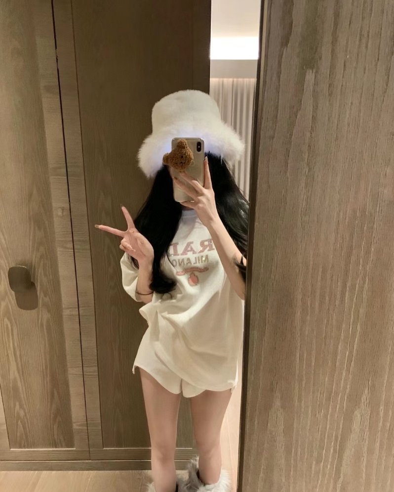 明天会不会好我不知道 但最近是真的苦 苦得麻木 生活一团糟 没有办法左右的事情太