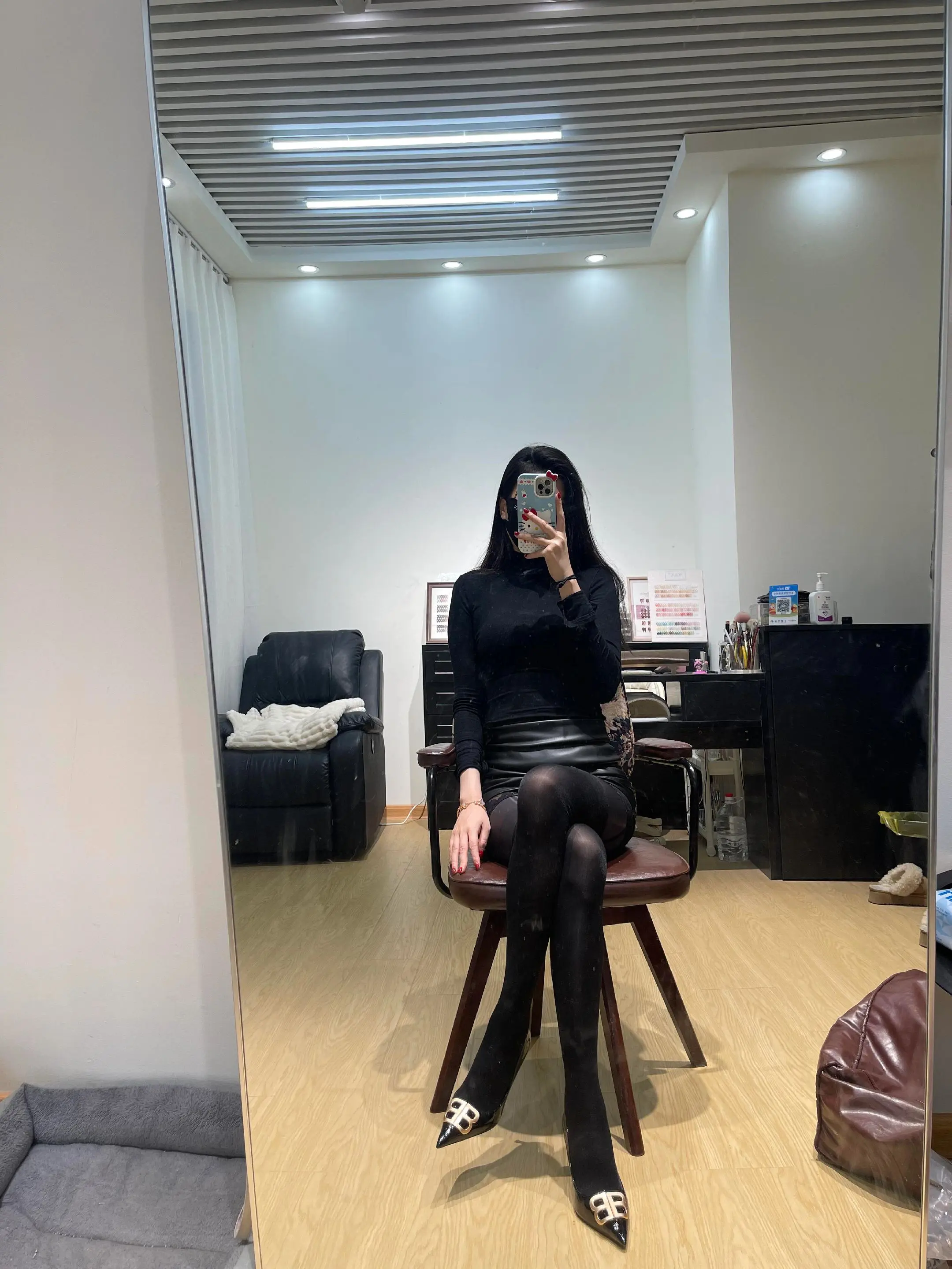 高跟鞋给不了平底鞋的安稳  一起野个好身材 身材你品你细细的品