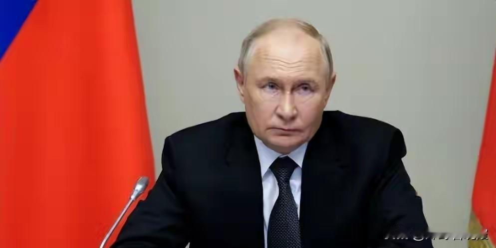 俄罗斯发出核打击警告，特朗普马上改口：“战斧”导弹先不给了