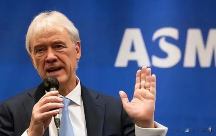 硬气反击！中国永久关闭豁免窗口，拒绝谈判，打响光刻机突围战

一句“绝不谈判”，