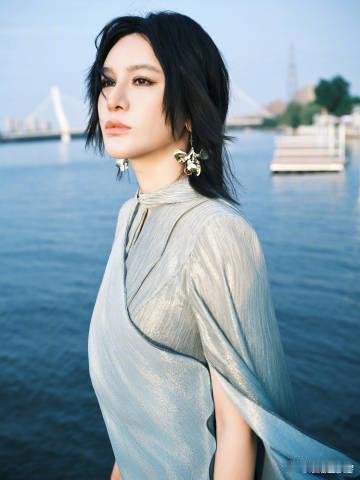 尚雯婕智性恋天菜巴黎合伙人名场面 尚雯婕一开口就自带气场，逻辑清晰到让人惊叹，每