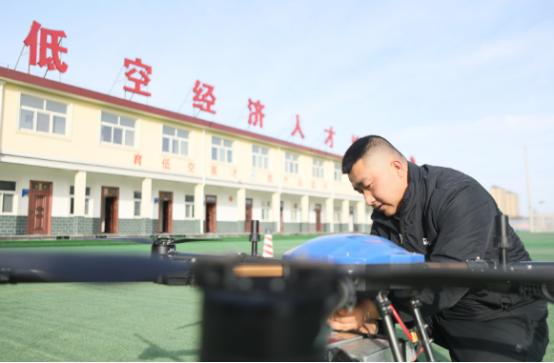 5000万大学生，满街本科文凭，工厂却招不到高级技工，实验室缺顶尖科学家——十五