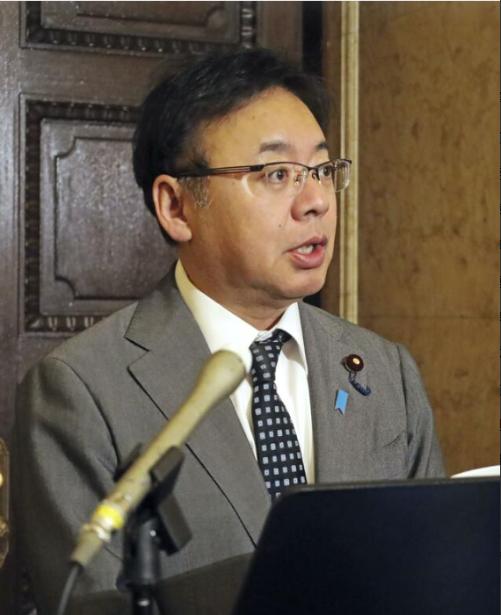 中日关系要回暖？12月12日，日本卫生大臣在新闻发布会上宣布：中日韩卫生“部长级