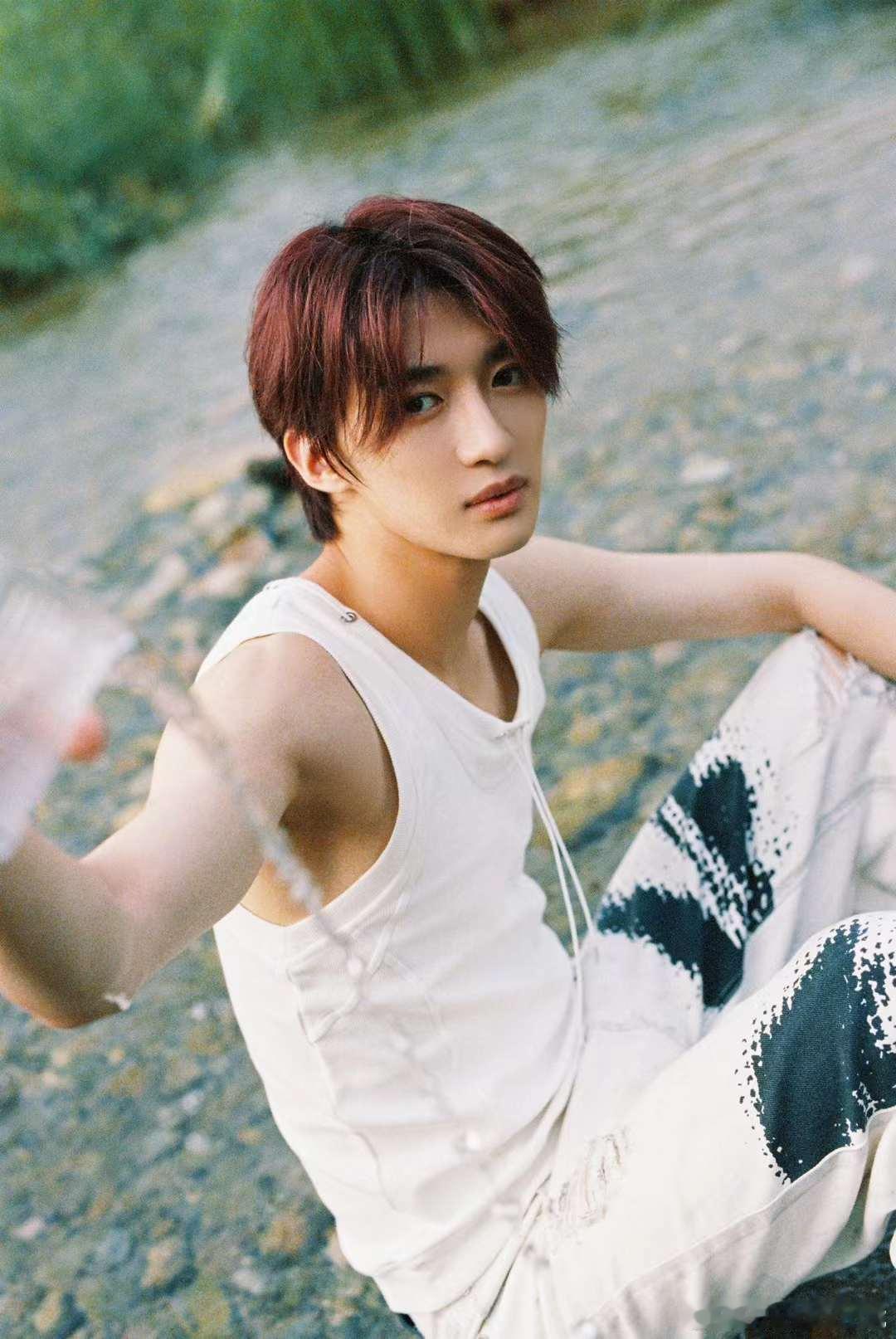 #BOYHOOD梁诗煜#  0923生日快乐       追风少年   热血初露