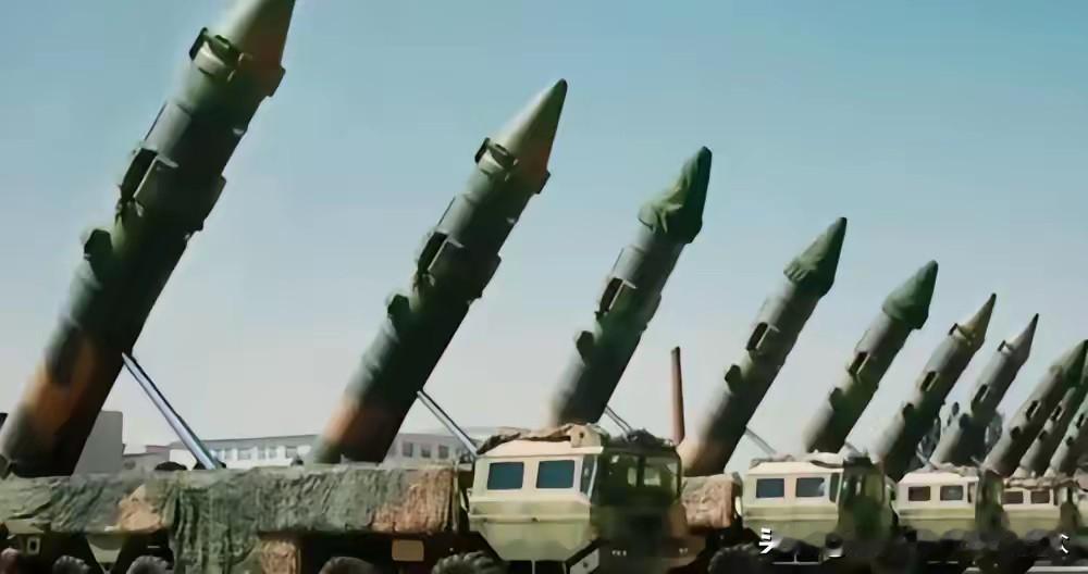 一个国家的尊严和底气，并不完全取决于经济实力有多雄厚，也不完全取决于军事实力有多