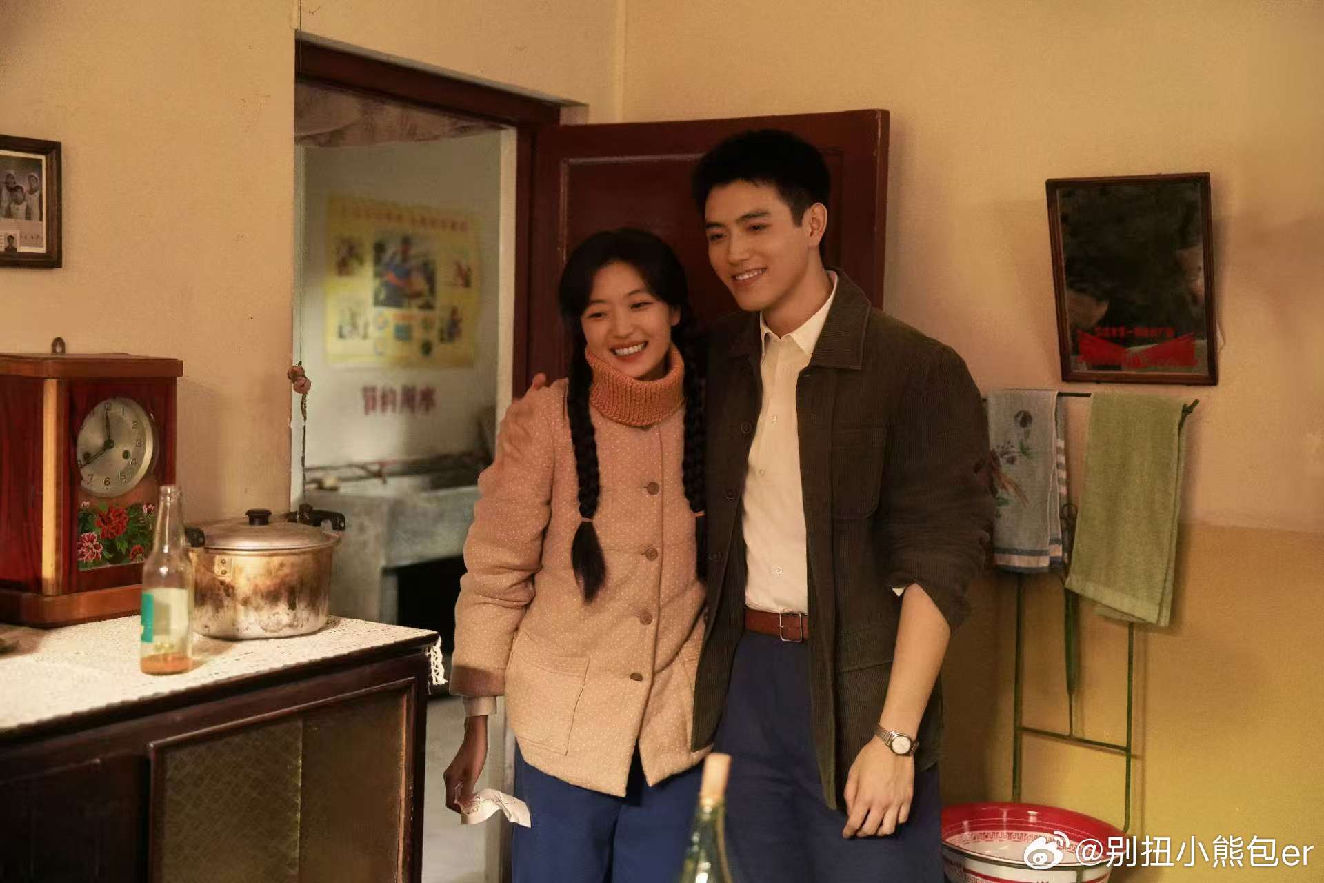 纯真年代的爱情豆瓣7.3纯真年代的爱情 豆瓣开分7.3！小纯爱太争气！方穆扬与费