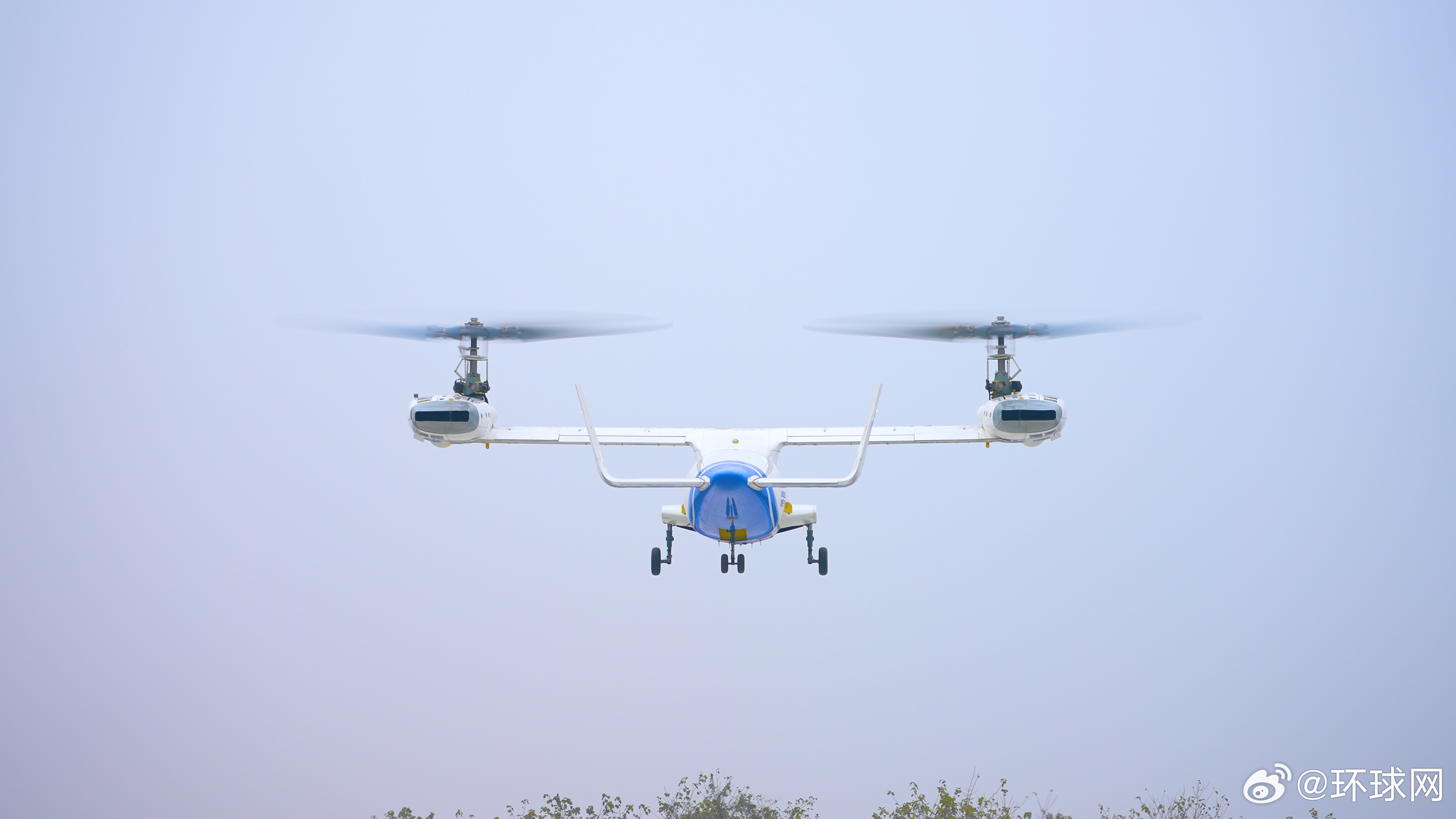 【#全球首款6吨级倾转旋翼飞行器成功首飞#】《环球时报》记者12月28日从联合飞