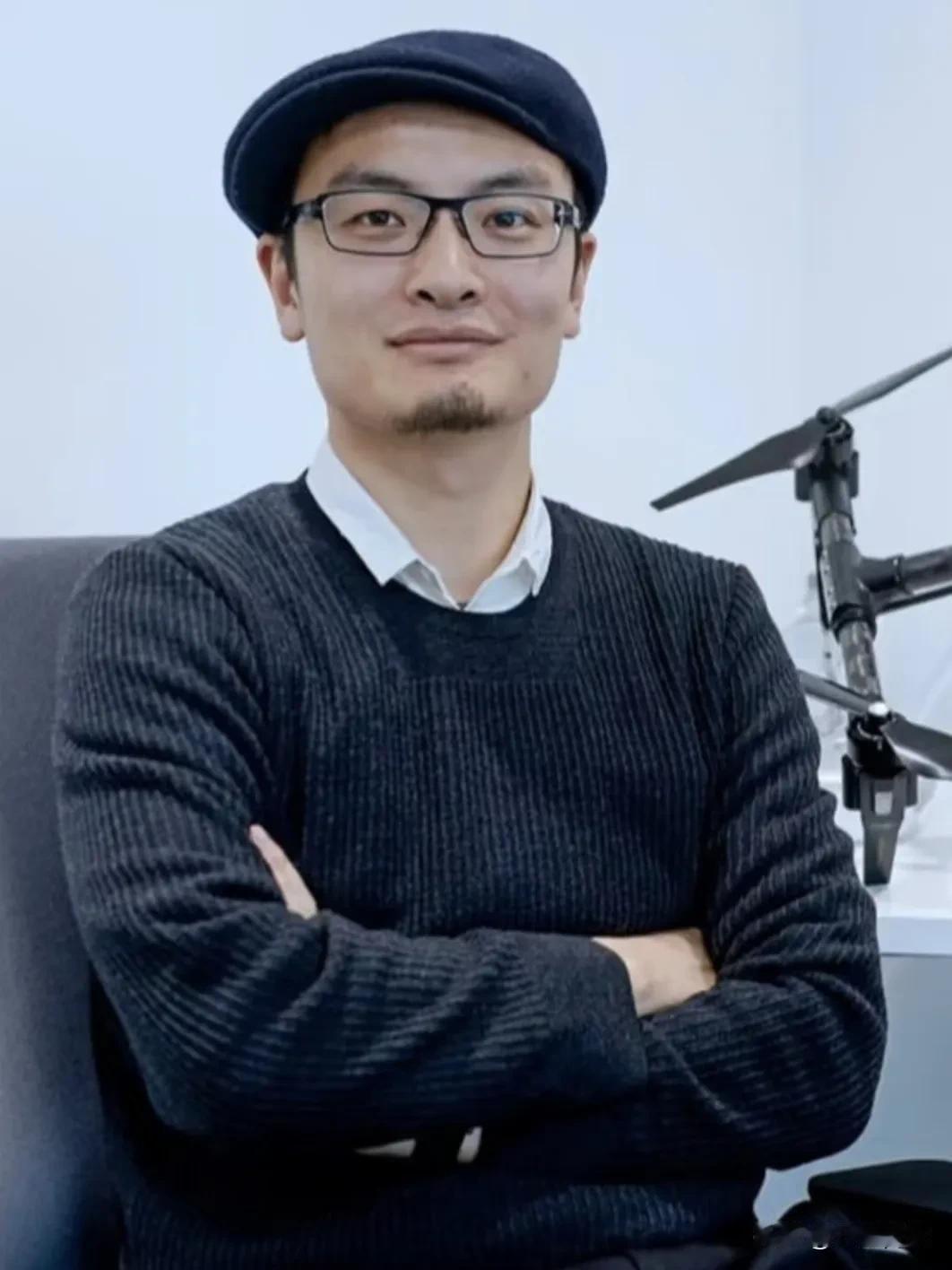 大疆创始人首曝公司取名，妈妈路上偶然看到
看了媒体对大疆创始人汪滔的最新访谈，感