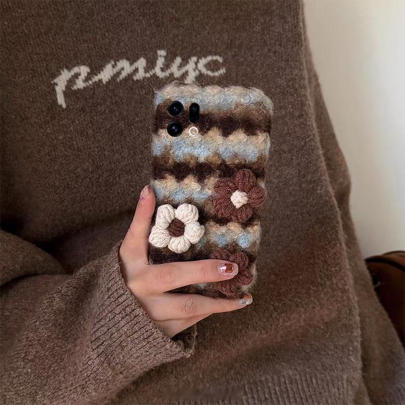 给手机穿件衣服，让它们也暖和暖和[doge] 手机壳 毛茸茸 好物分享 ​​​