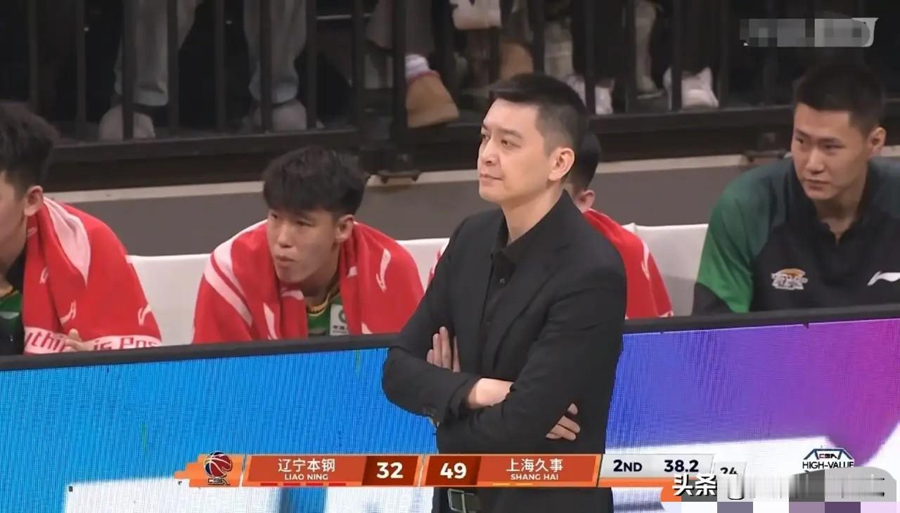 杨鸣肯定不会主动辞职
今晚CBA辽宁大比分输给上海队，杨鸣难辞其咎，我就想知道，