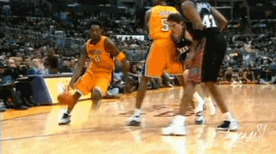 科比爆炸头时期，身体是最巅峰的