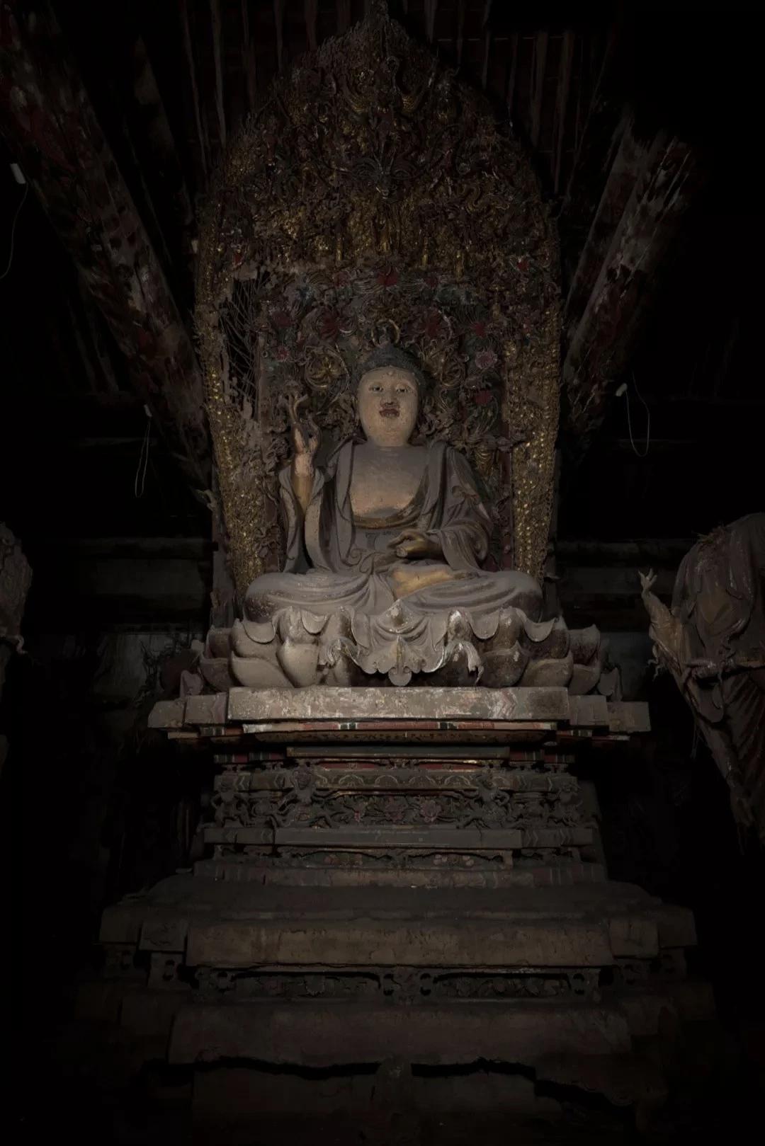 山西高平铁佛寺｜震撼人心的明代二十四诸天护法
 
藏在晋东南的国宝，高平铁佛寺，
