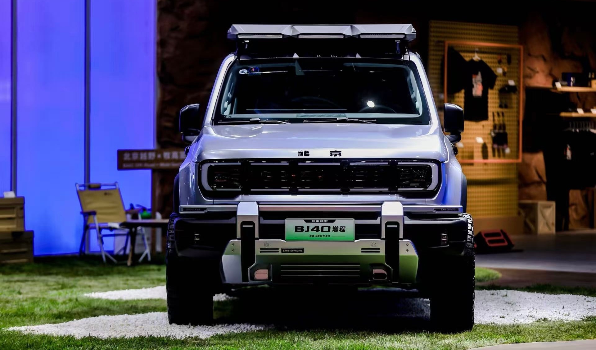 bj40增程长续航版开启预售 北京车展这波，硬派越野其实迎来了一次很明确的技术分
