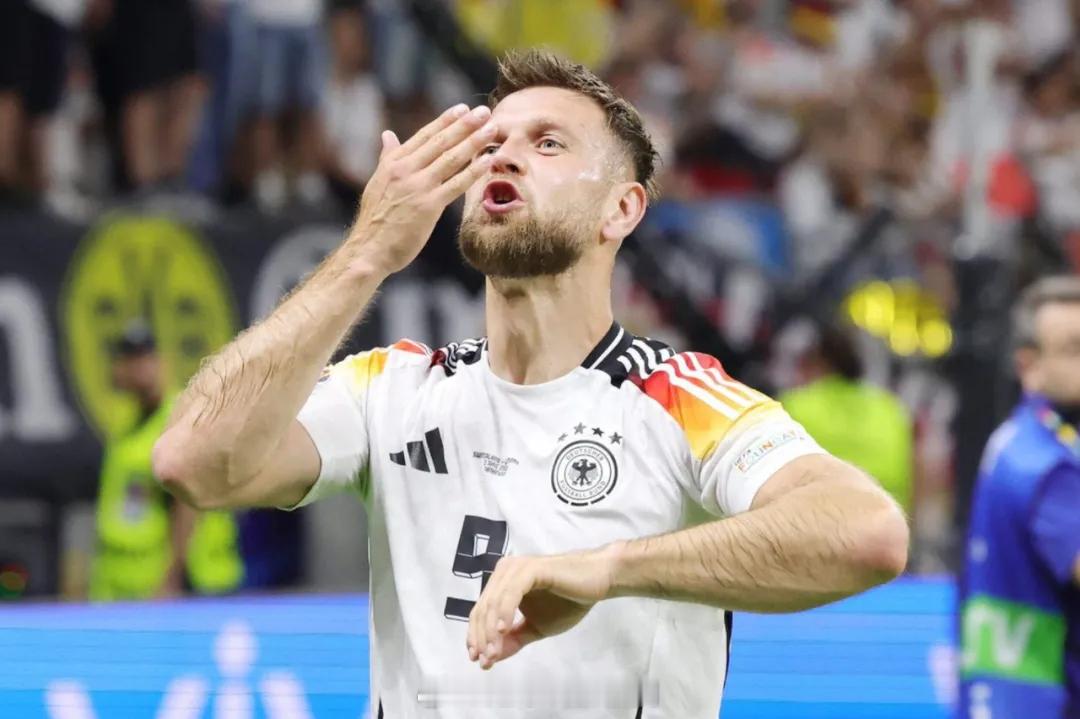 罗马诺和名记莫雷托综合消息，无论圣地亚哥-希门尼斯未来如何，米兰都将在一月份运作