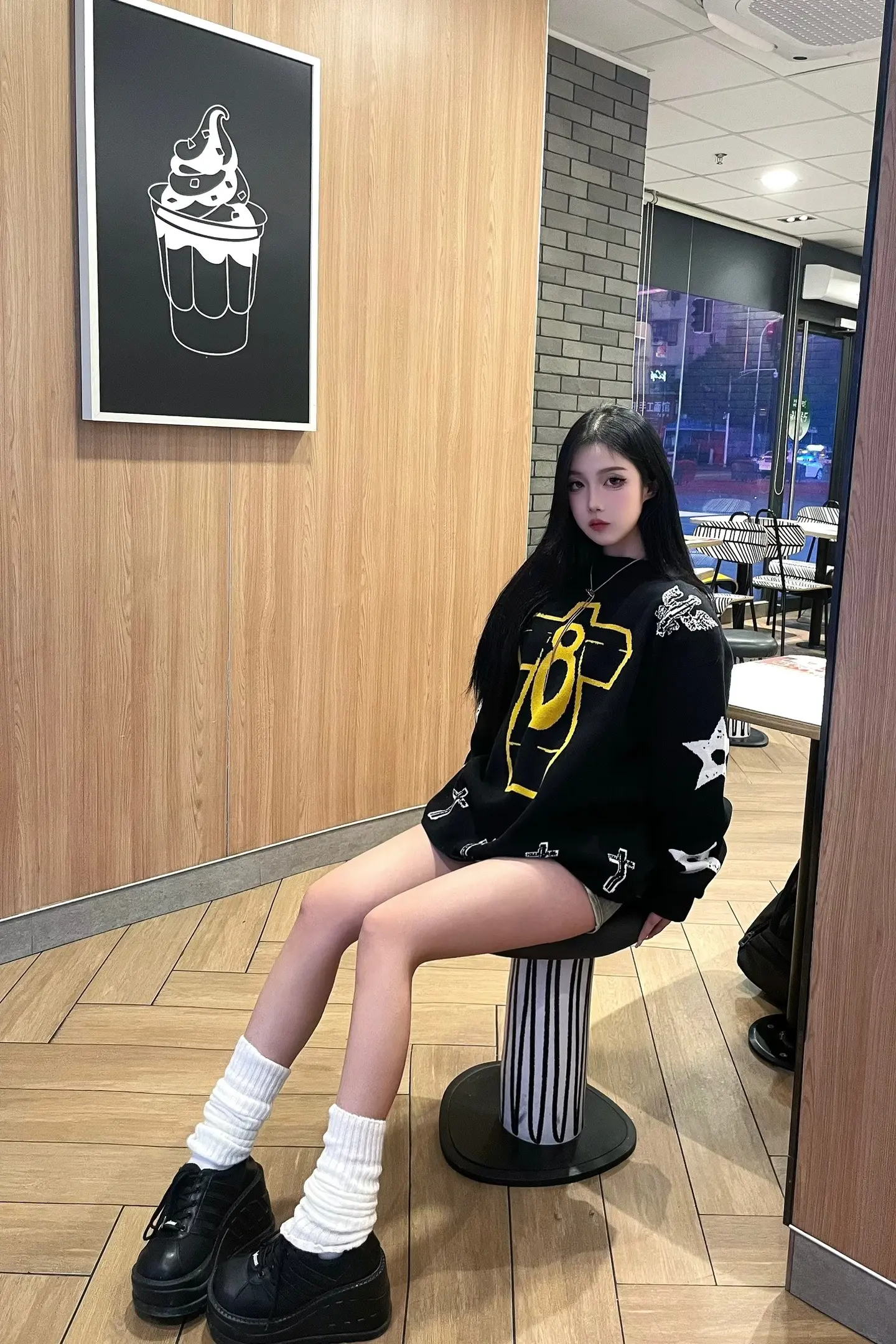 血缘难道就这么重要吗?你跟我非亲非故就不能给我压岁钱了吗