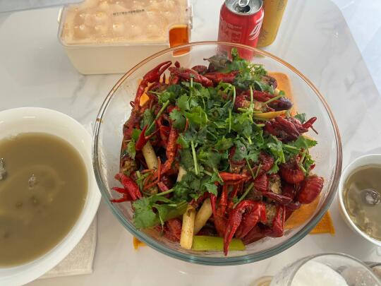 爱就是要在一起吃好多顿饭