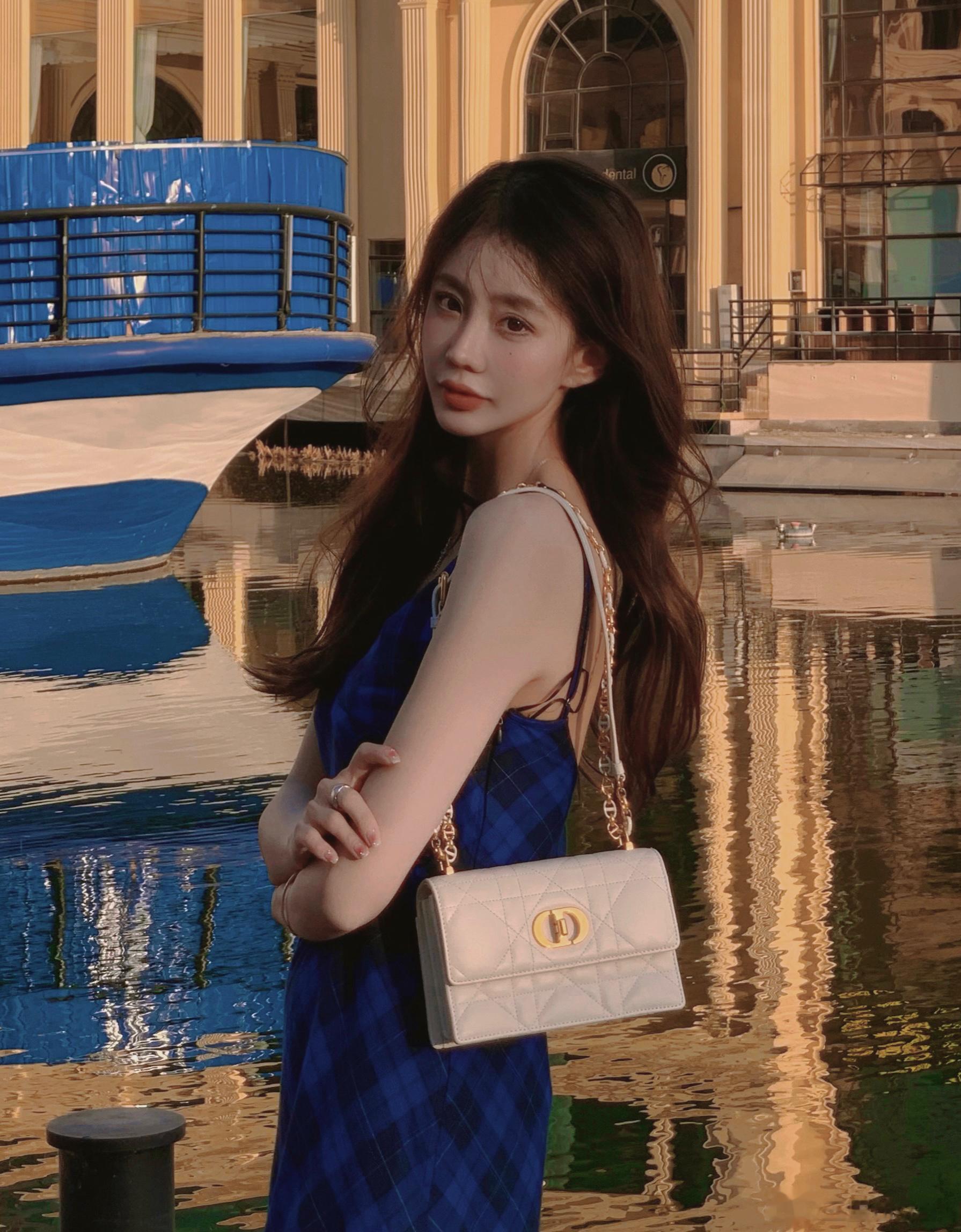 ⛴️miss caro Dior ​​​