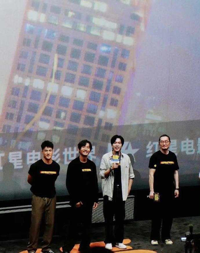 上春山N.0登场，为获关注全力出招，凭特色与魅力，盼在这舞台崭露头角，吸引目光。