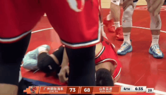 作为辽篮球迷一定要知道这几个魔怔粉哈！郭艾伦膝盖受伤辽宁男篮辽宁男篮