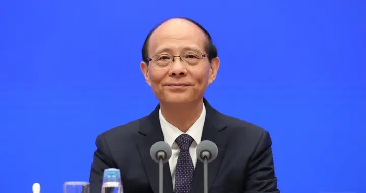 吴晓军当选甘肃省人大常委会主任，孔绍逊当选甘肃省省长