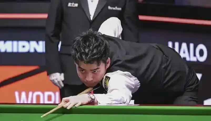 斯佳辉和侯赛因·瓦菲最新战报（2026年斯诺克世界锦标赛1/16决赛第二阶段）