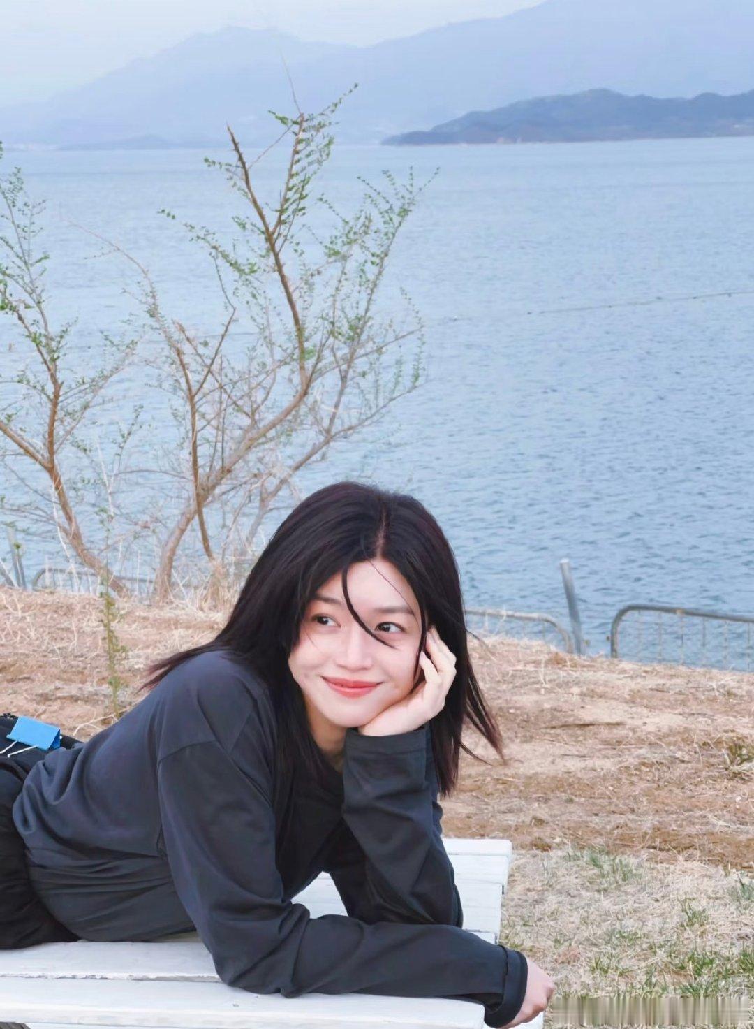 中医说陈妍希一看就气血很足 哎哟我们妍希姐姐看着就是气血超足的那种！每次出现脸蛋