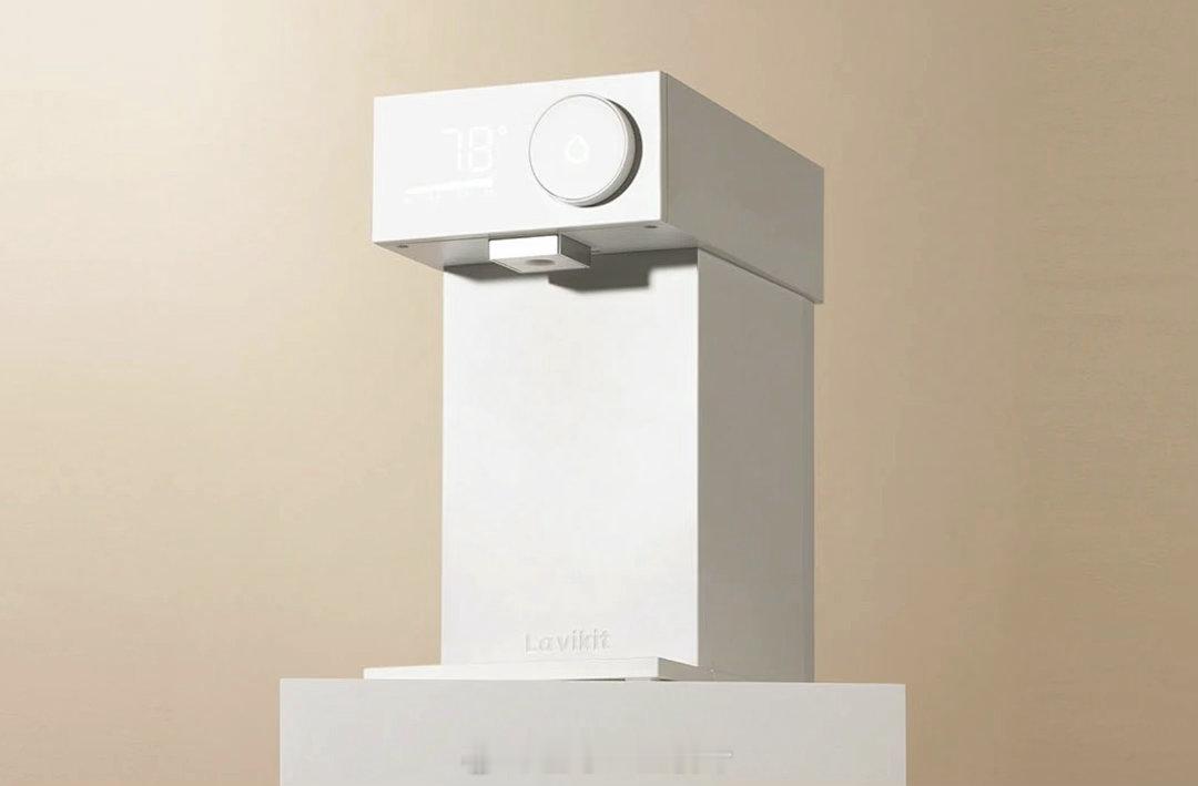 LA VIKIT暖奶器|设计：DESIGN GROOM这是一款暖奶器设计，采用触