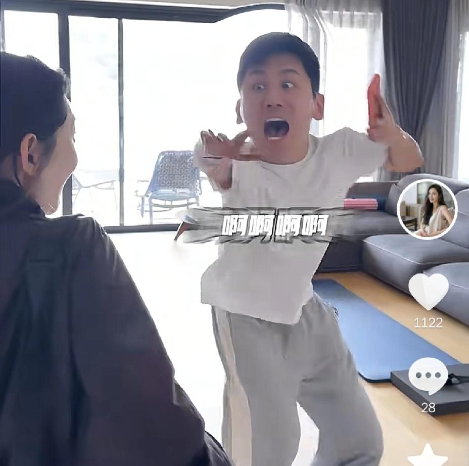 于晓光被吓一跳[捂脸]

5月10日晚上，秋瓷炫突然发了个视频，看完真是让人哭笑