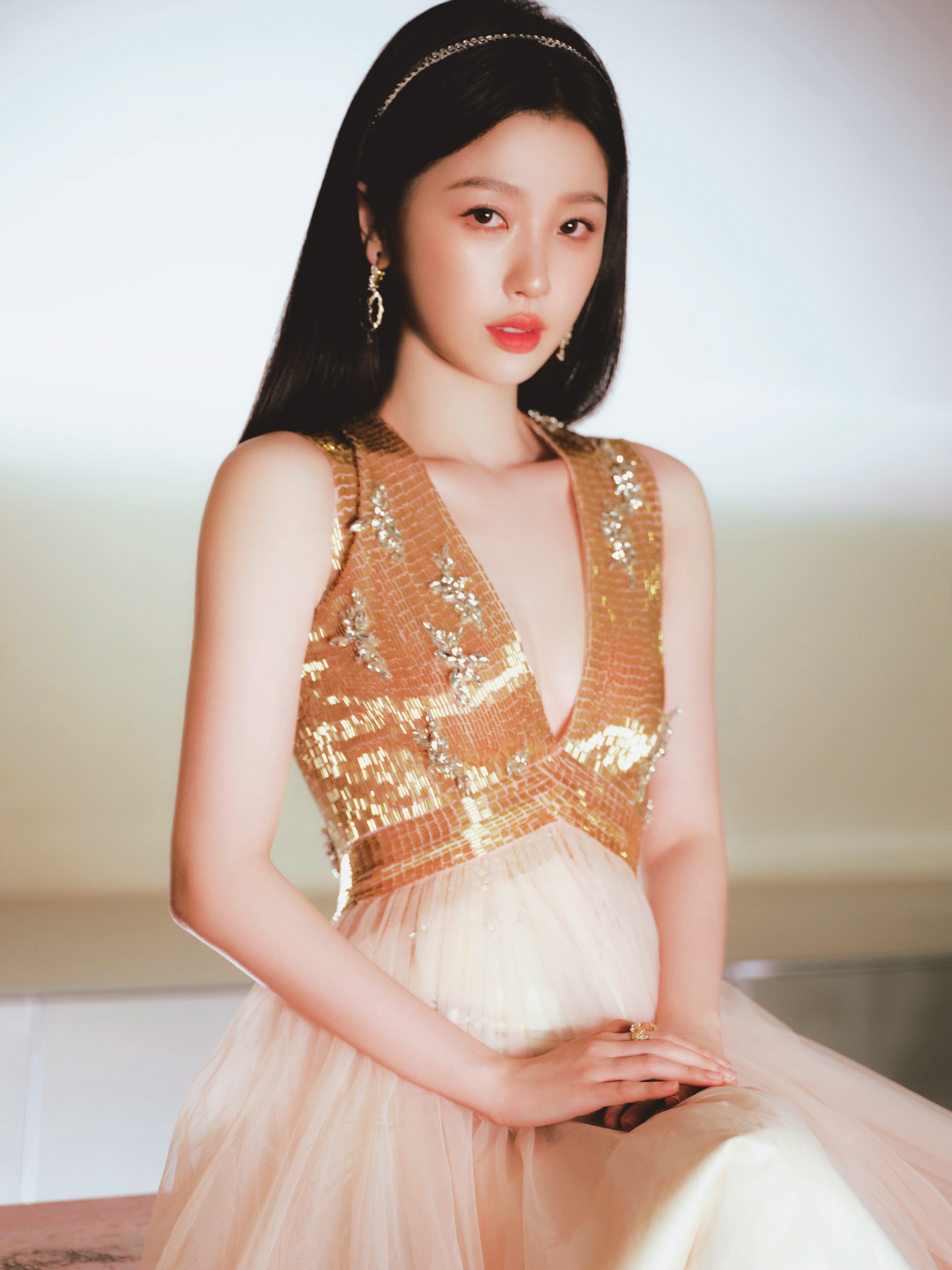 虞书欣美得好像油画一样 我的公主👸🏻 ​​​