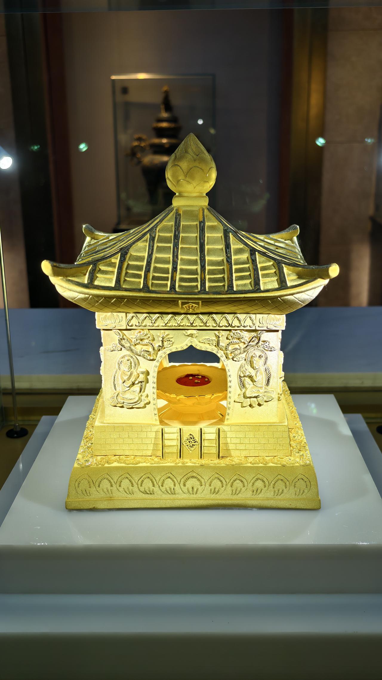 神游、身游六祖惠能故居——国恩寺
来到六祖惠能大师的故居，他是中国唯一一位言论集