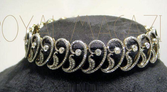 曾属于德国末代皇储妃塞西莉的钻石choker，是1905年她嫁入德国时外公，俄国
