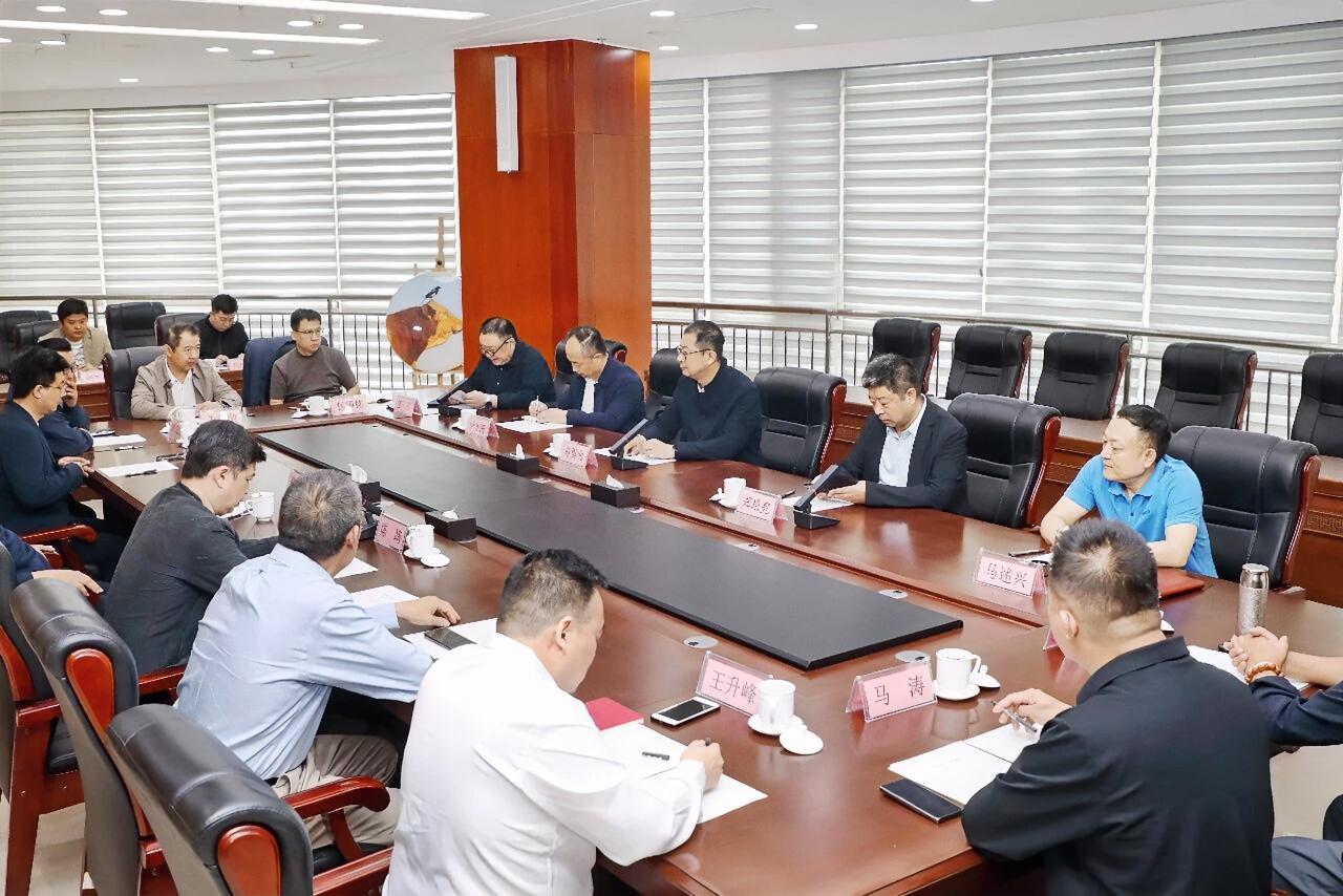 10月18日，中国书协分党组书记、驻会副主席、秘书长马勇明，中国文联书法艺术中心