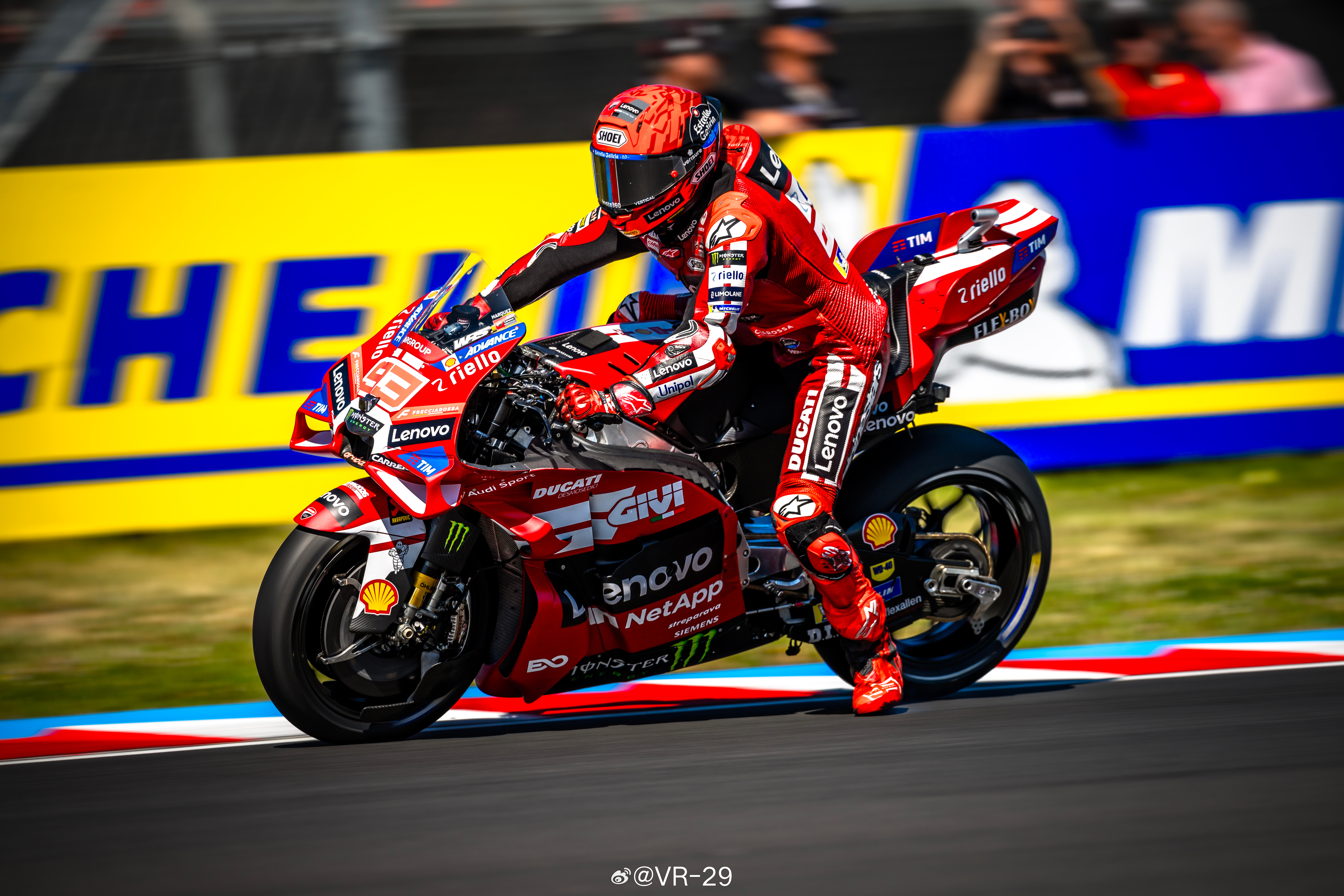Marc Márquez“策略非常明确：在一号弯之前抢到领先位置，然后把前3到4