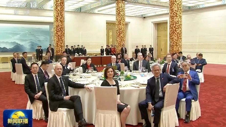 最强二代！万向集团鲁伟鼎接班九年，营收超2000亿，国宴与马斯克同席论道 
 