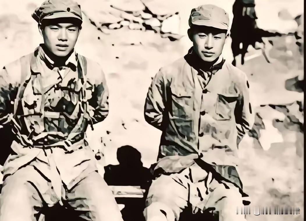 泪目！日军相册流出的绝照：两名无名八路军战士，受尽酷刑却至死未低头
 
在诸多侵