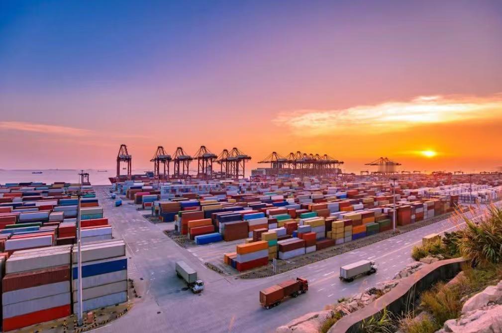 大家发现了吗？国内正迎来三大回流，信号已经很强烈了！

第一个，外贸回流。随着北