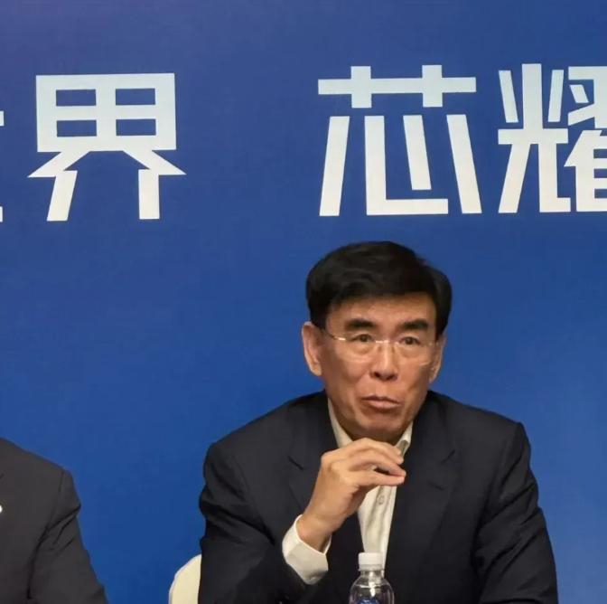 阿斯麦、台积电、英伟达，该睡不着了。7月13日，上海，一家成立不到三年的公司用1