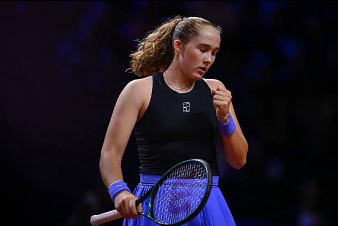 网球talking大会   斯图加特卫冕冠军一轮游 安德烈耶娃 5-7 6-2 