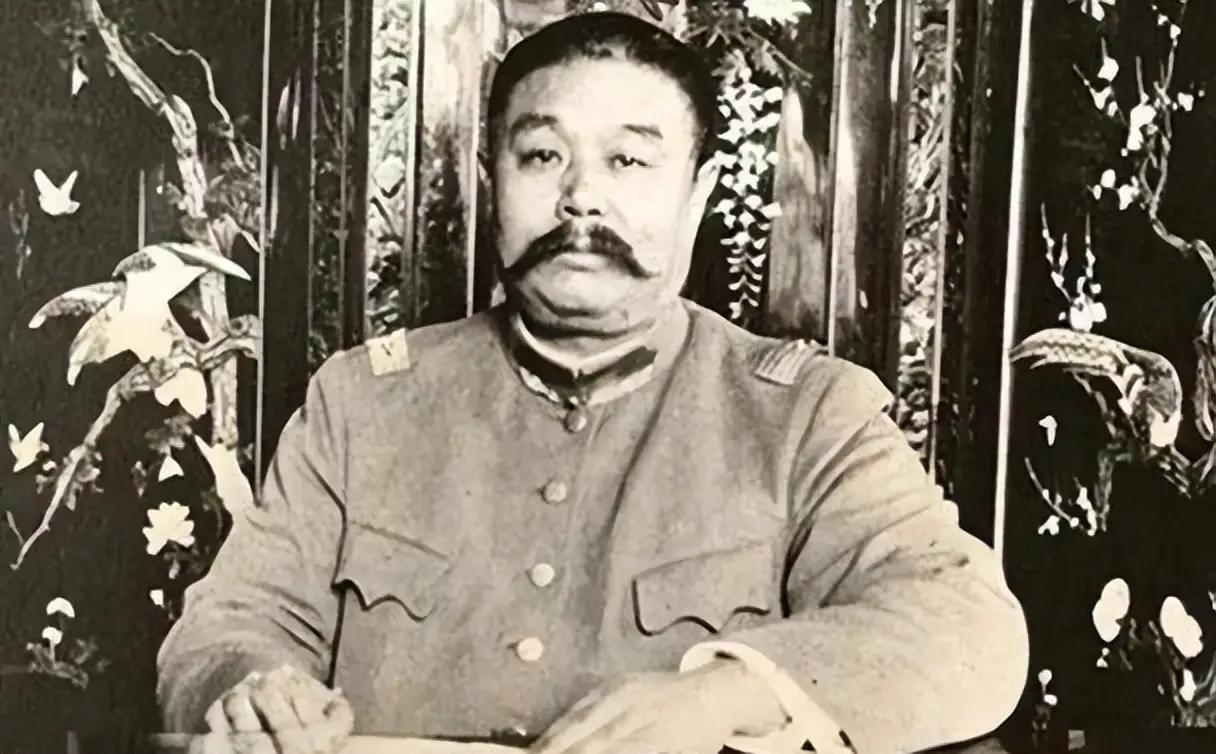 1911年10月10日，武昌起义爆发后，革命党带兵来到了谢国超的家中，身在此处的