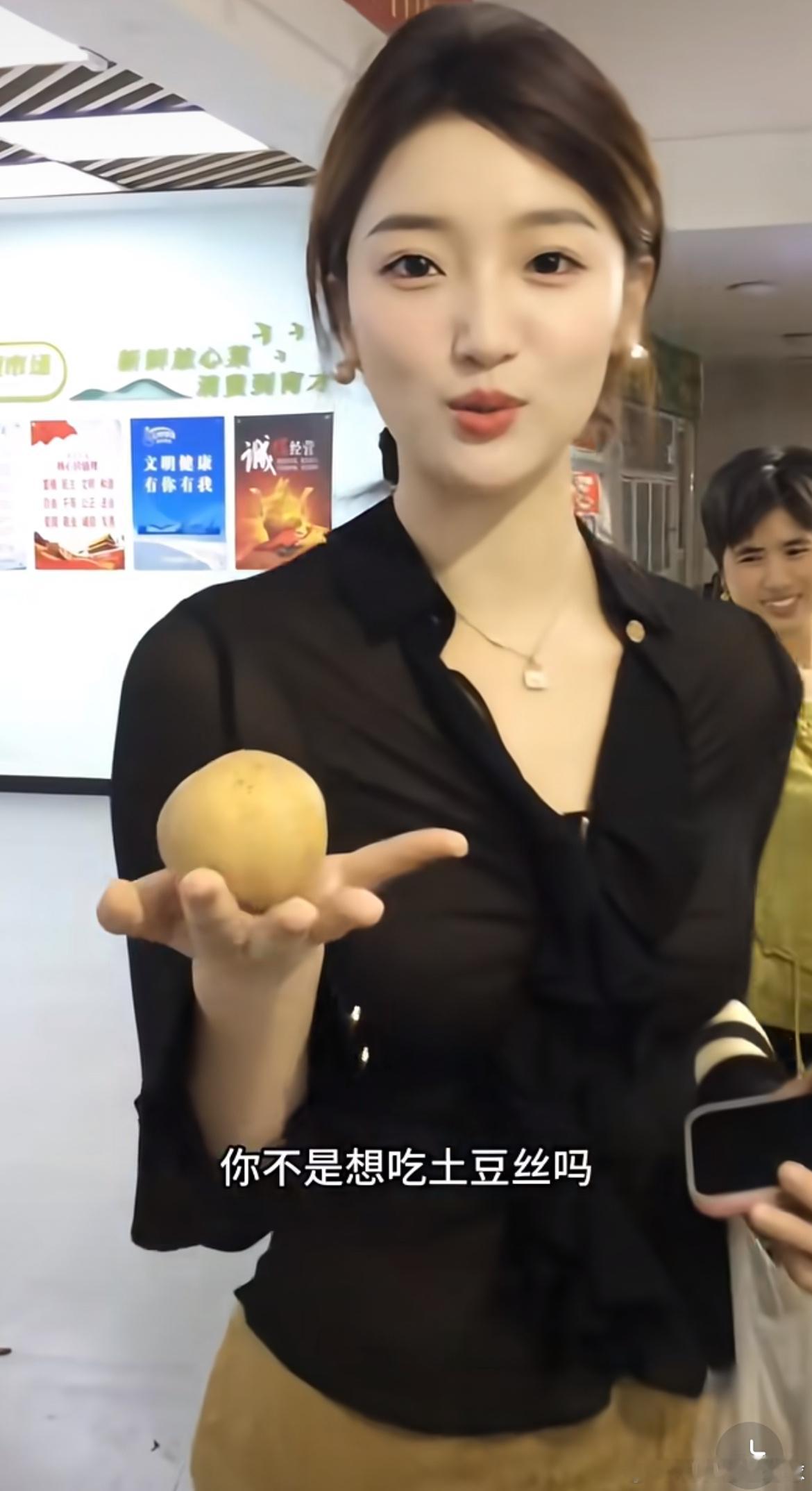 九成美不知道孩子是谁的都不知道孩子是谁的，可想而知她的私生活有多糟糕！跟这样的人