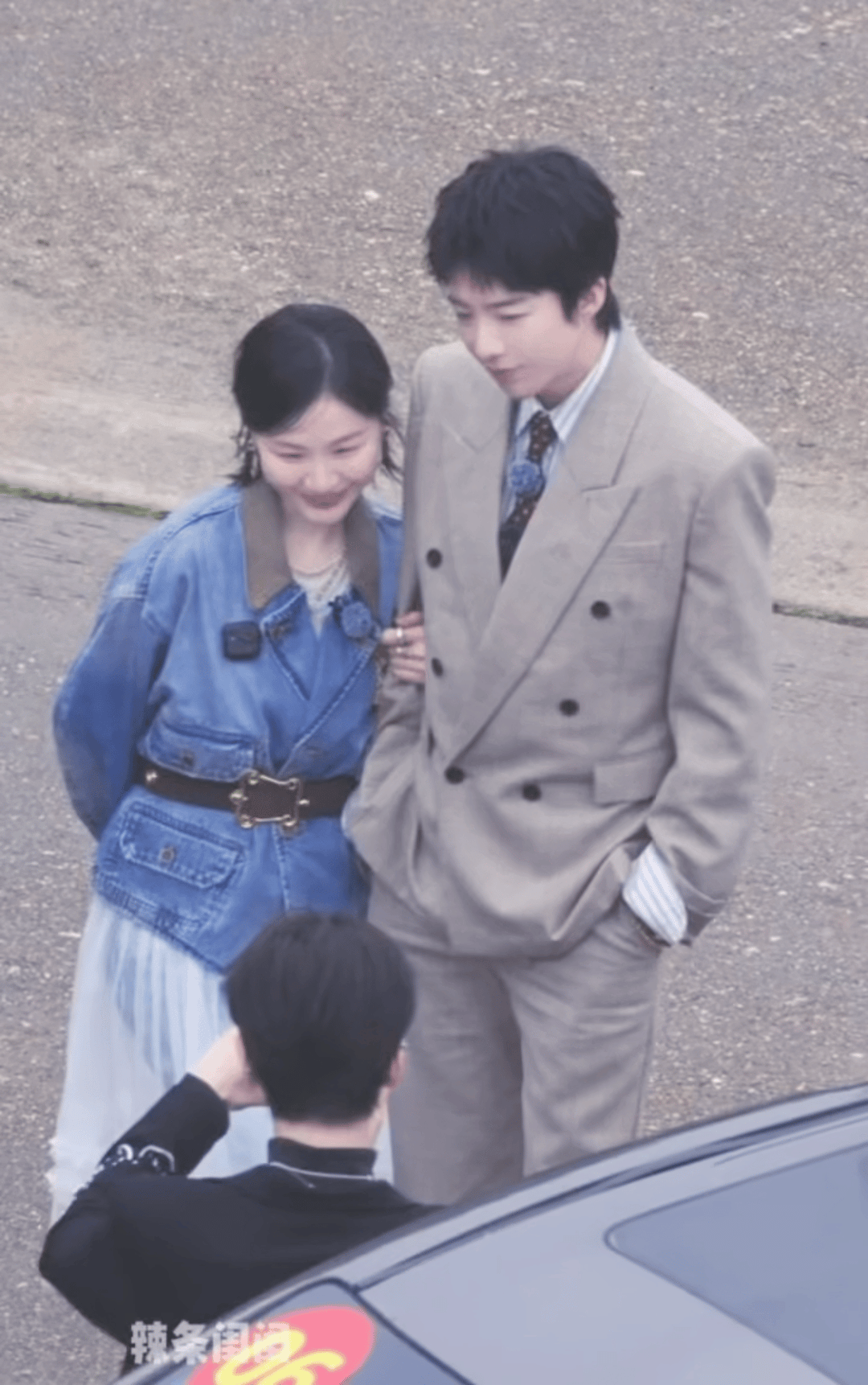 刘宇宁 双手插兜，随便往哪儿一站就很苏