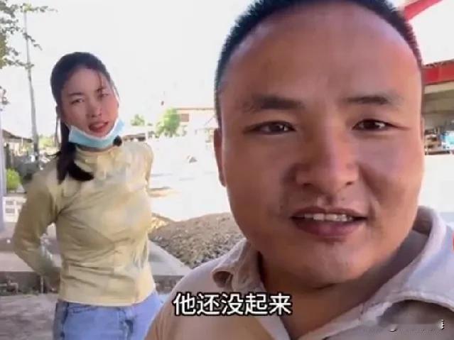 小胖和老挝媳妇阿水在老挝琅勃拉邦租了个房子，房租为3700万一年，就在他们买的地