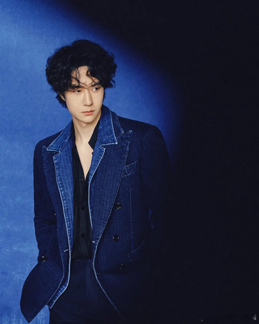 这个王一博出息了，居然搞上深v了 