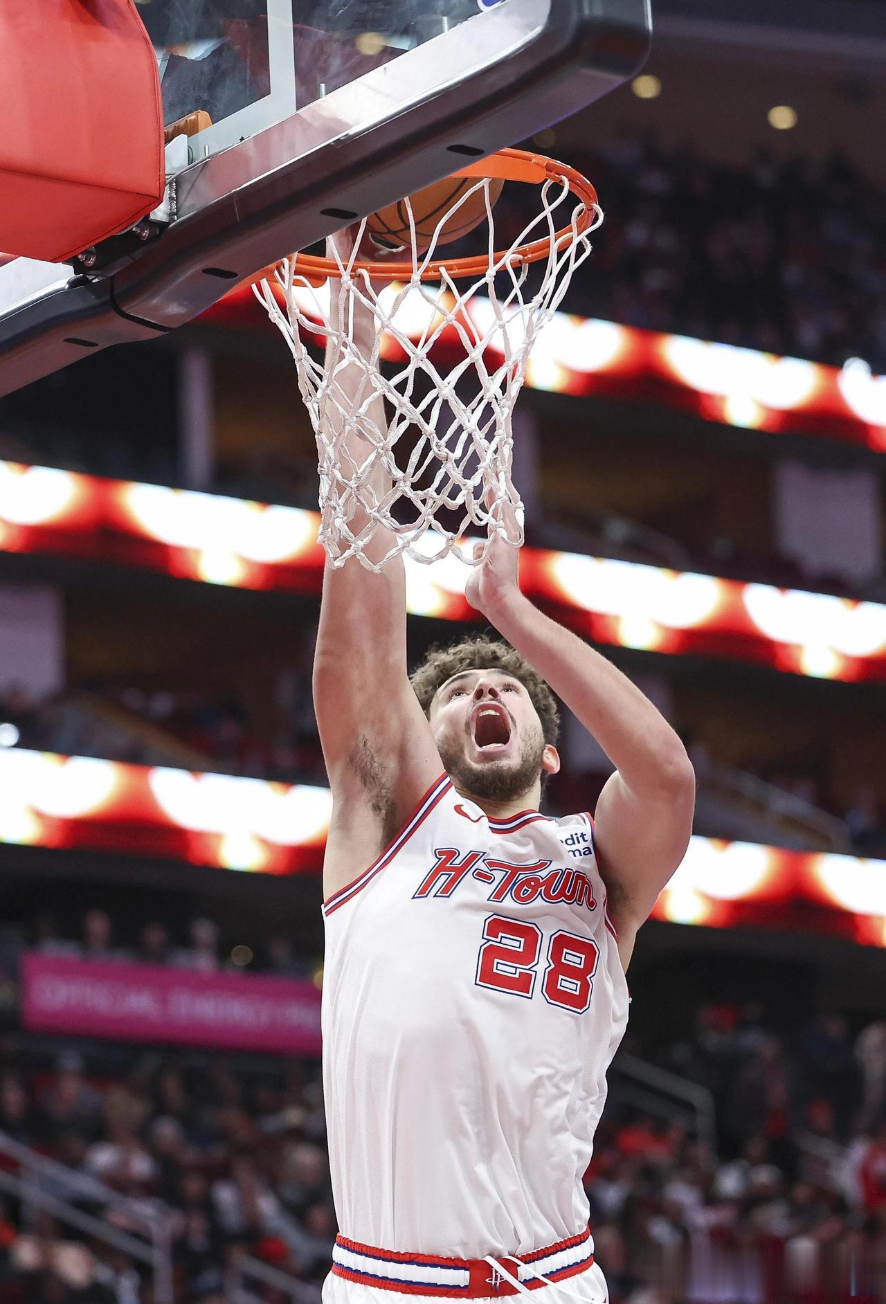 NBA季中锦标赛，火箭105-86掘金，约基奇38+19+8，火箭双杀掘金，比赛